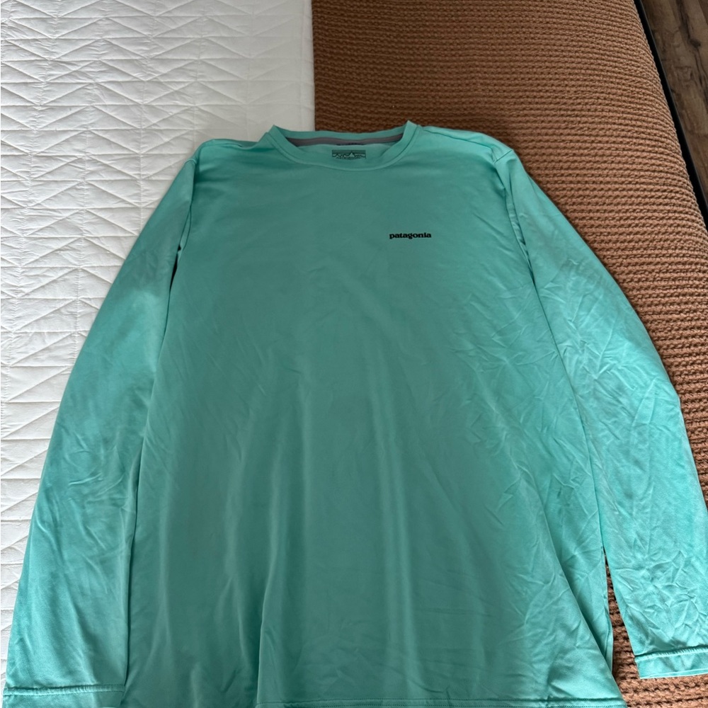 Patagonia Men's Green Long Sleeve Shirt